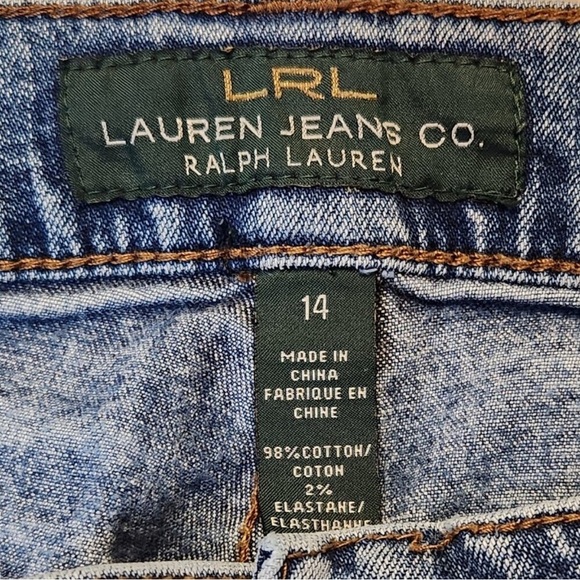 RALPH LAUREN JEANS - Women's
Straight Leg Jeans - Sz 14 denim - Picture 5 of 6